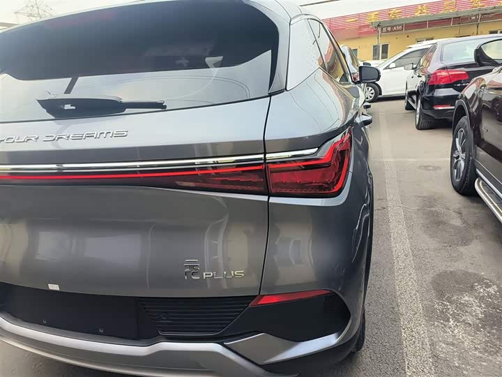 Фото 8 - BYD Yuan Plus