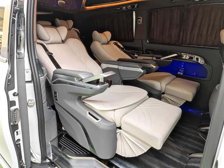 Фото 8 - Mercedes-Benz Vito