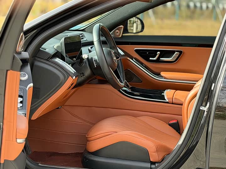 Фото 7 - Mercedes-Benz S-Class