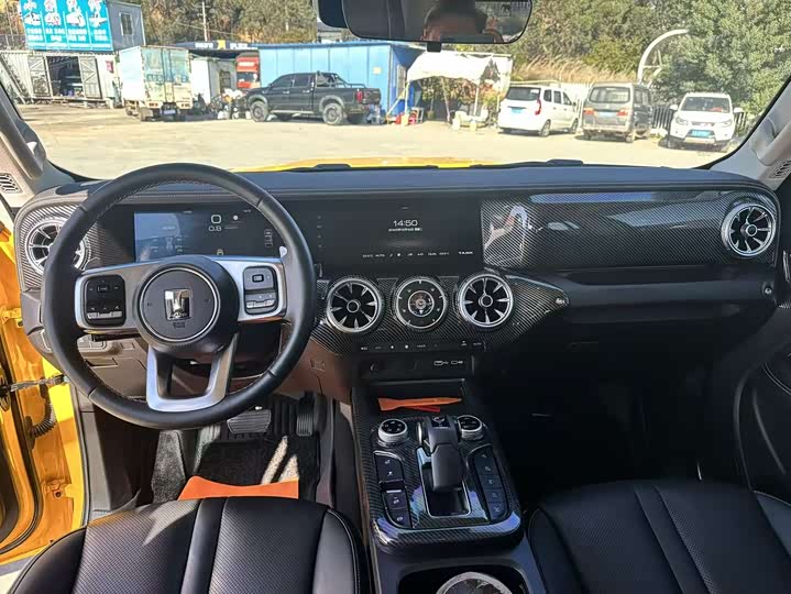 Фото 5 - Tank 300