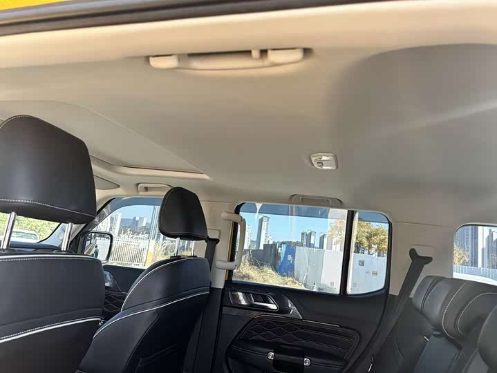 Фото 9 - Tank 300