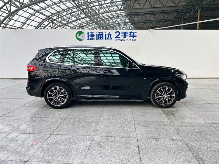 Фото 2 - BMW X5