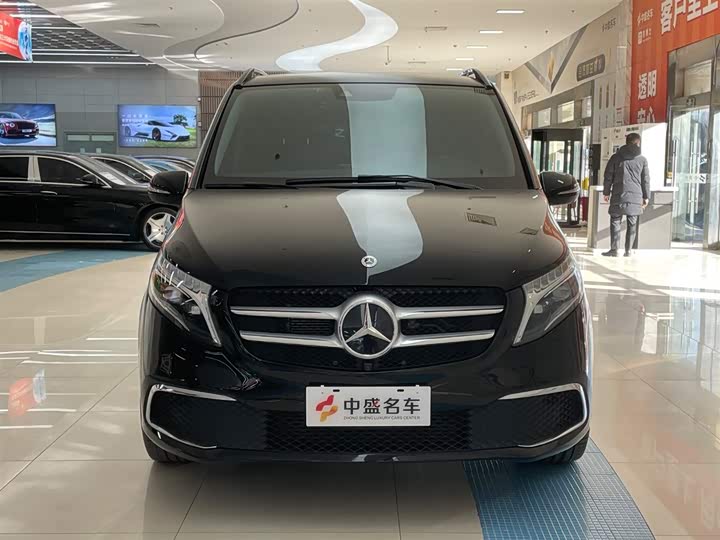 Фото 2 - Mercedes-Benz V-Class