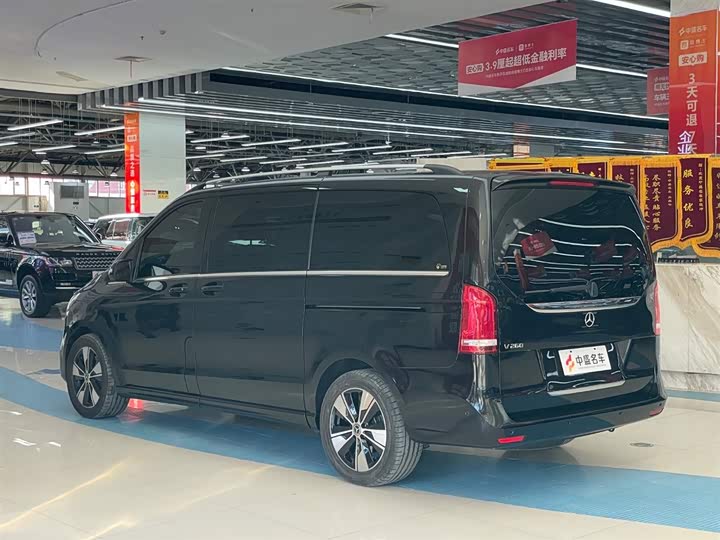 Фото 5 - Mercedes-Benz V-Class