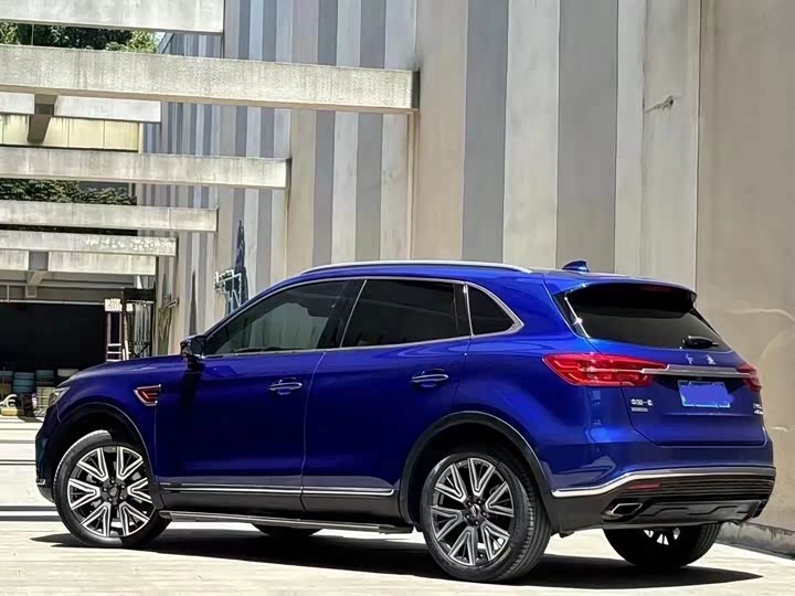 Фото 7 - Hongqi HS5