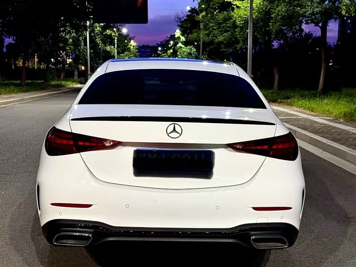 Фото 8 - Mercedes-Benz C-Class