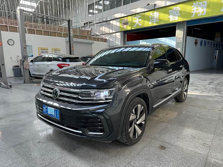 Фото 1 - Volkswagen Teramont X