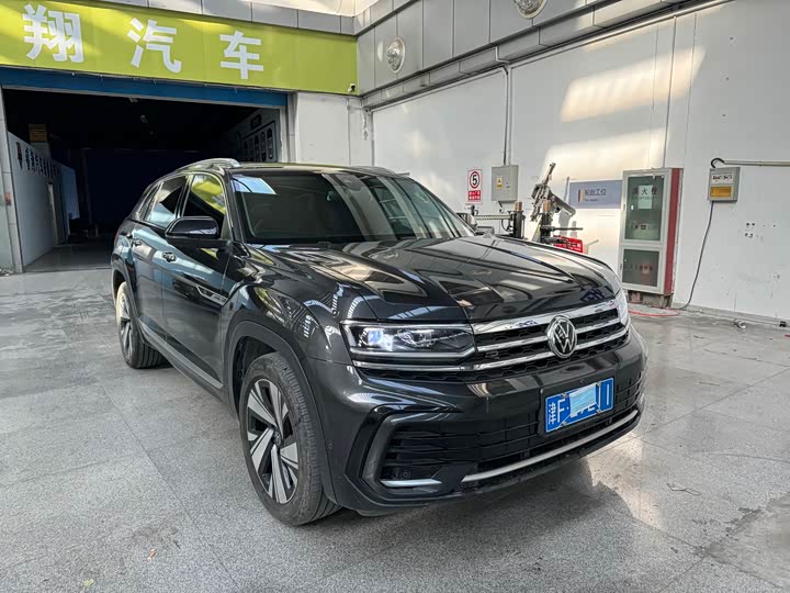 Фото 2 - Volkswagen Teramont X