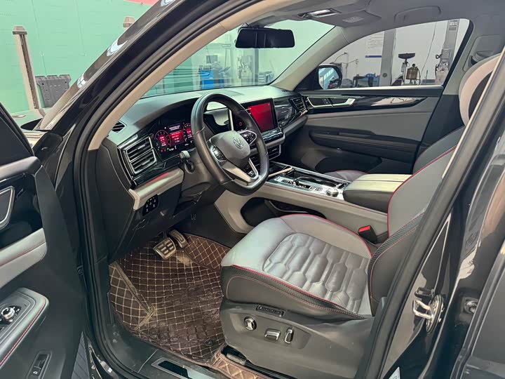 Фото 4 - Volkswagen Teramont X