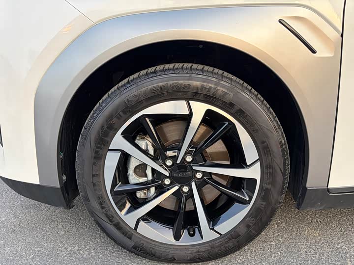 Фото 3 - GAC Aion Y