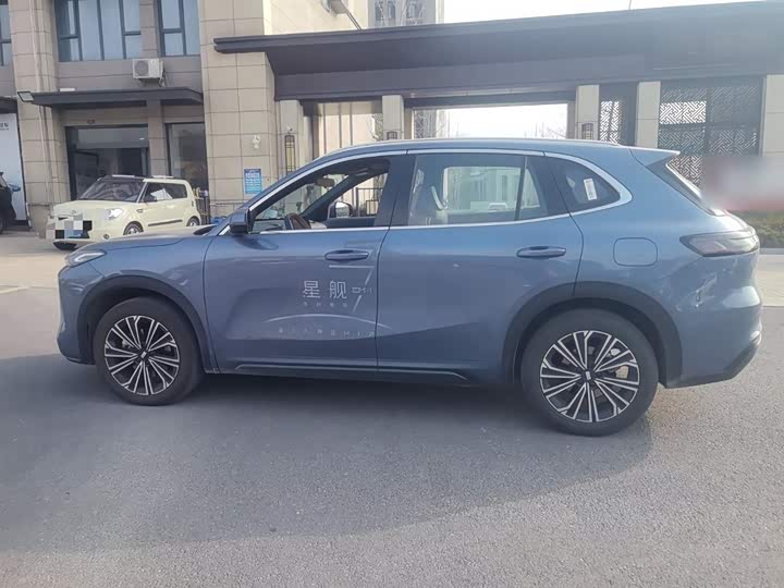 Фото 5 - Geely Galaxy Starship 7