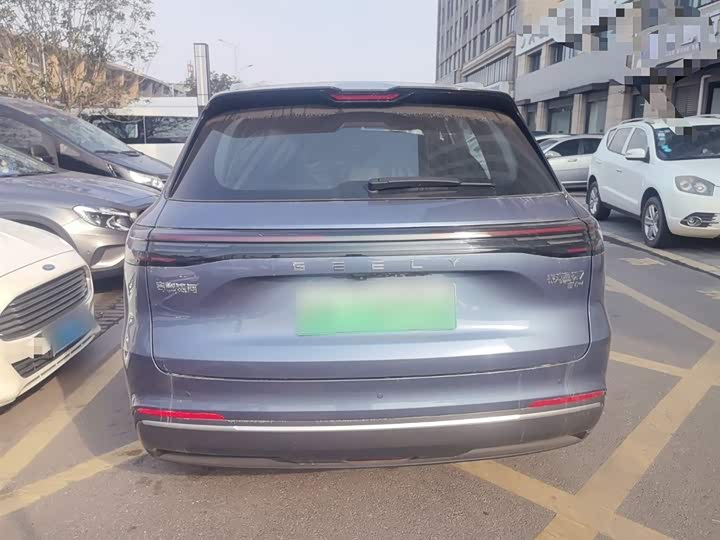 Фото 6 - Geely Galaxy Starship 7