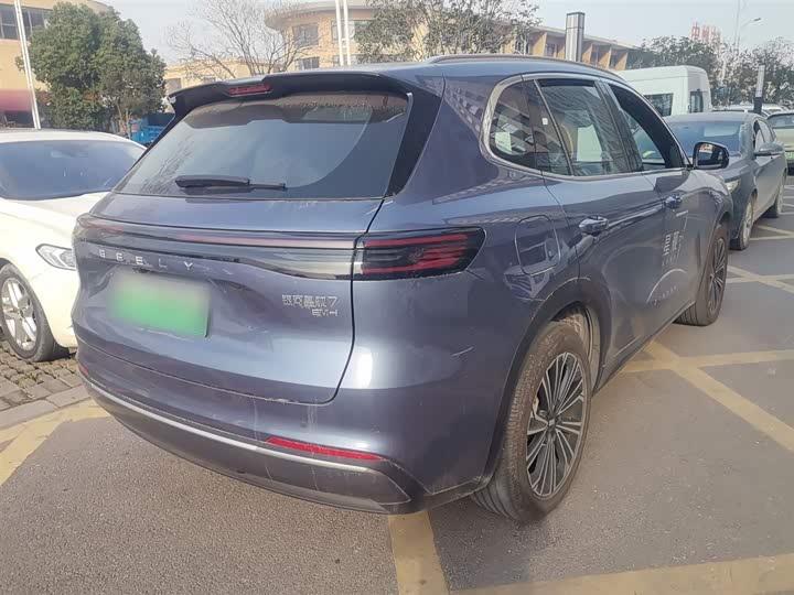 Фото 7 - Geely Galaxy Starship 7