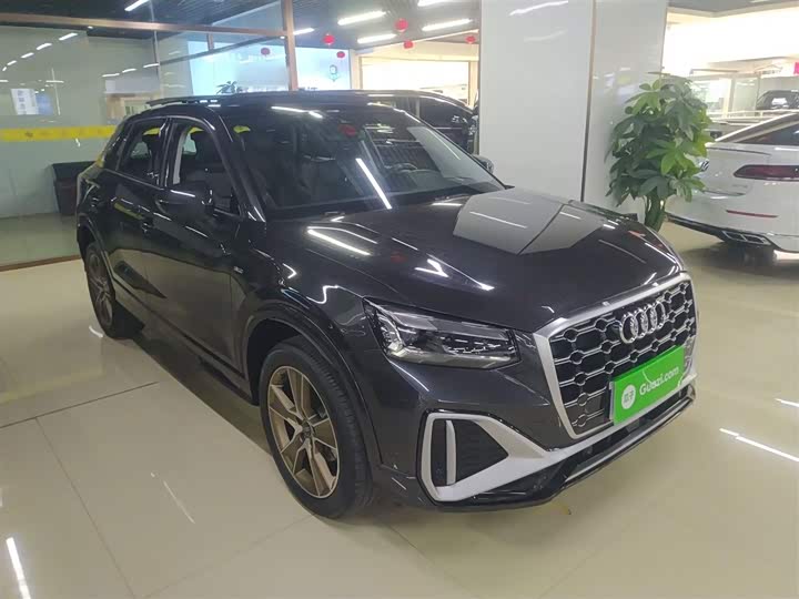 Фото 4 - Audi Q2L
