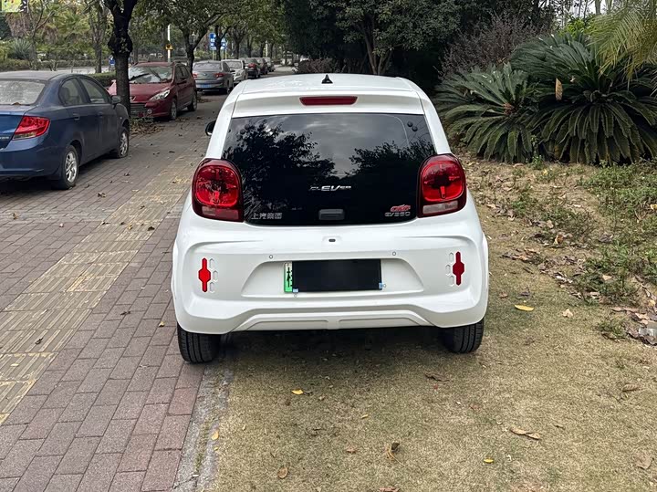 Фото 4 - Roewe Clever