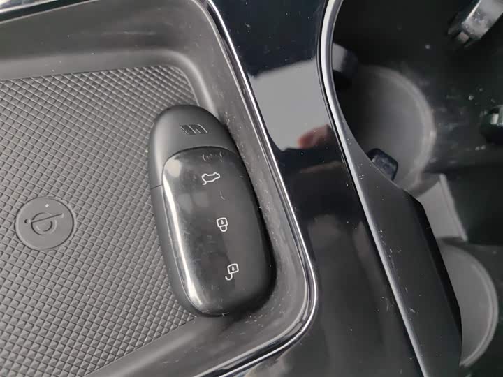 Фото 9 - LiXiang One