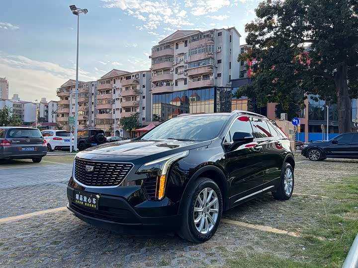 Фото 3 - Cadillac XT4