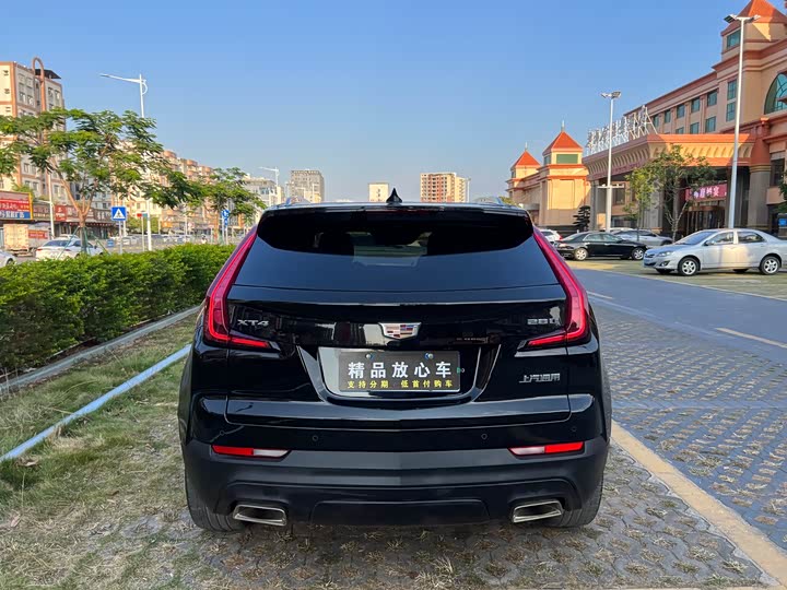 Фото 5 - Cadillac XT4