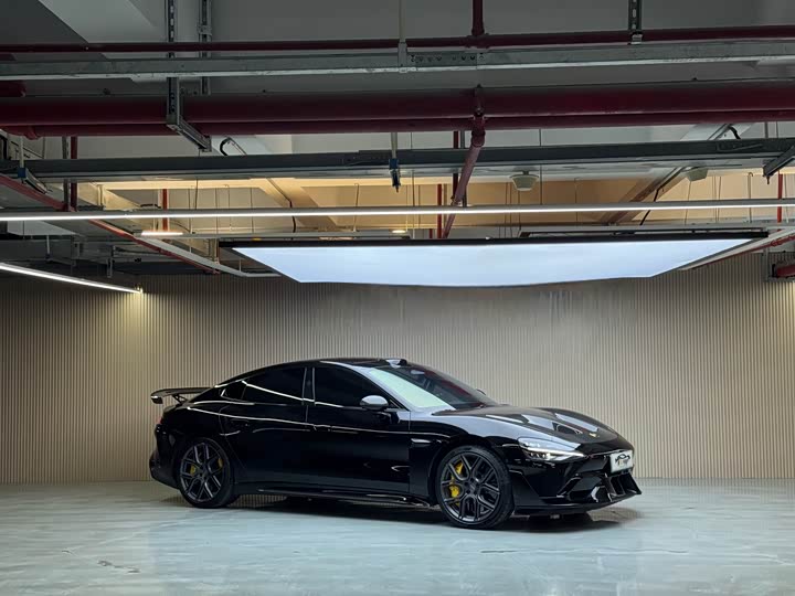 Фото 3 - Xiaomi SU7 Ultra