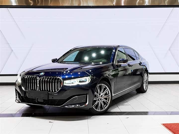 Фото 3 - BMW 7 Series