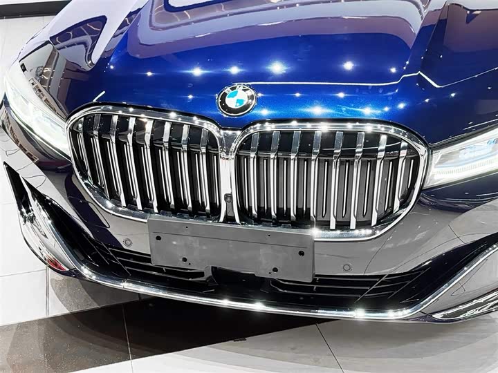 Фото 7 - BMW 7 Series