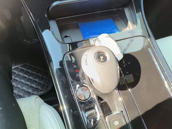 Фото 7 - GAC Trumpchi M8