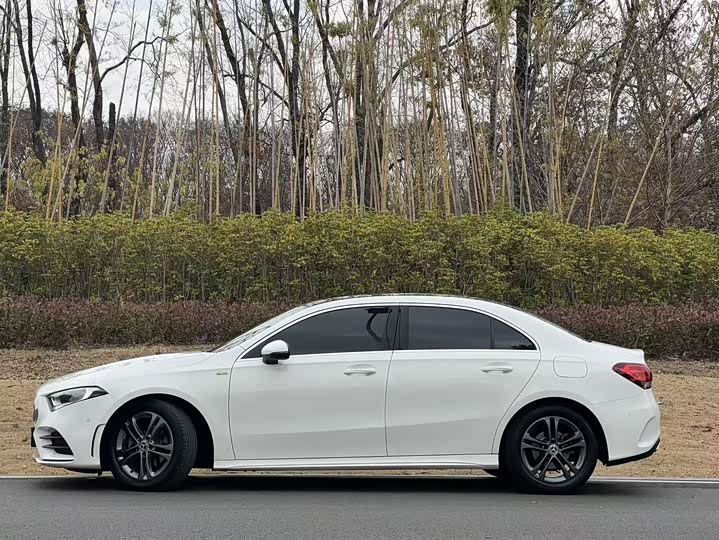 Фото 3 - Mercedes-Benz A-Class