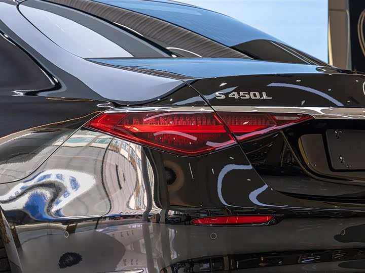 Фото 7 - Mercedes-Benz S-Class