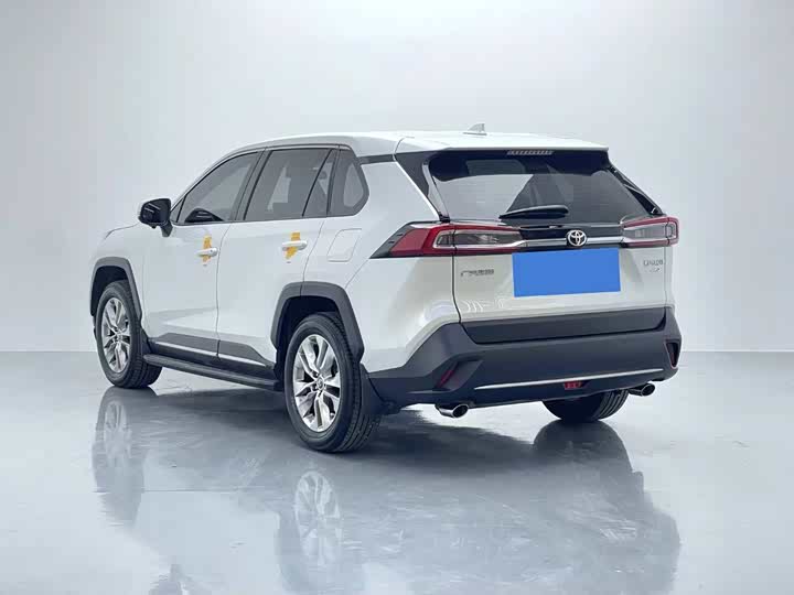 Фото 6 - Toyota Wildlander