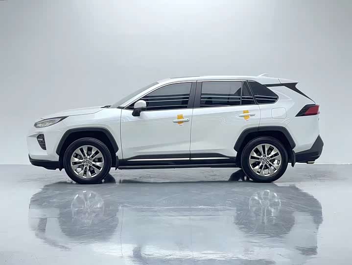 Фото 7 - Toyota Wildlander