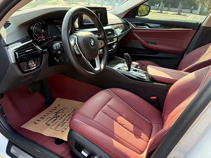 Фото 4 - BMW 5 Series