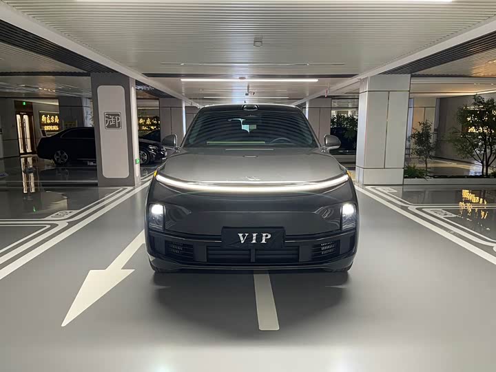 Фото 2 - LiXiang L9