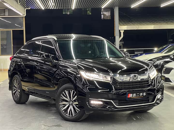 Фото 2 - Honda Avancier