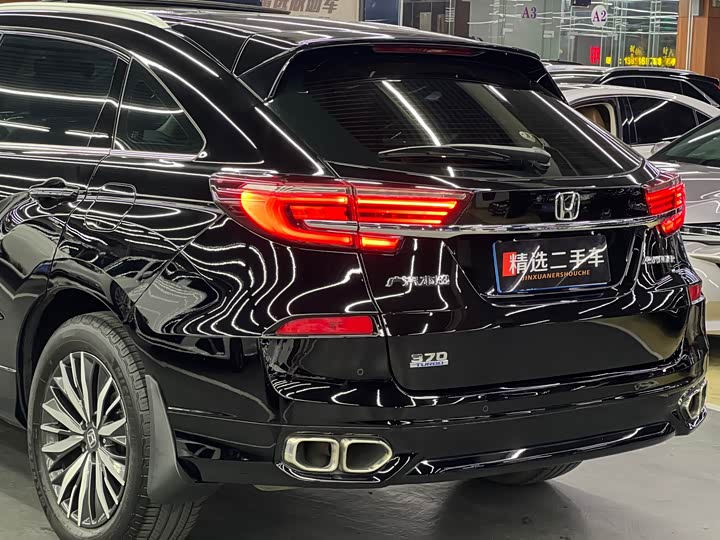 Фото 8 - Honda Avancier