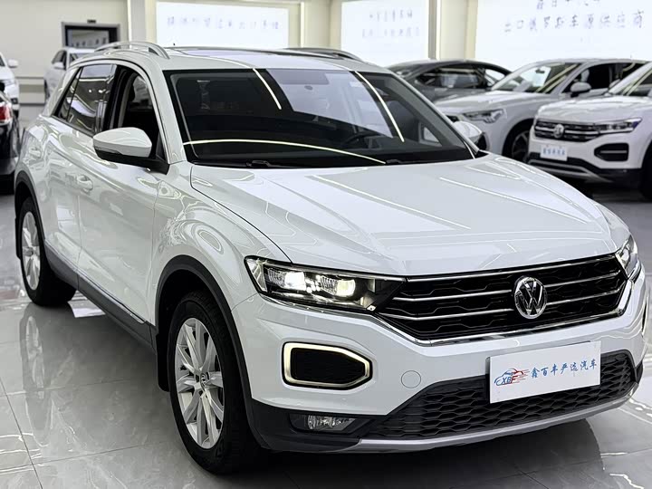 Фото 3 - Volkswagen T-Roc