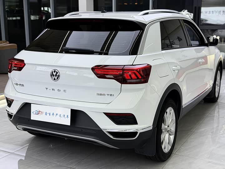 Фото 8 - Volkswagen T-Roc