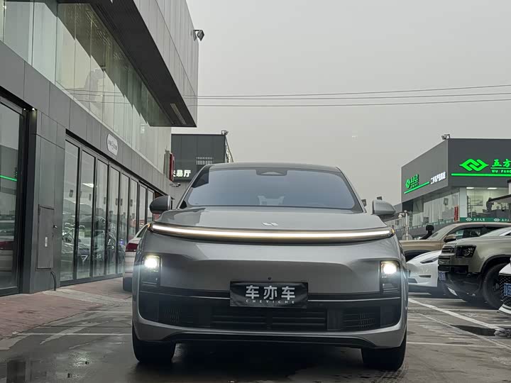 Фото 2 - LiXiang L8