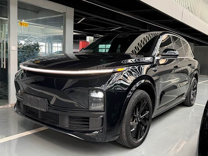 Фото 1 - LiXiang L8