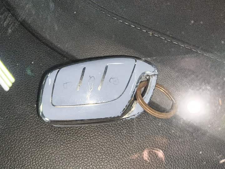 Фото 9 - MG Motor 5