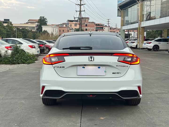 Фото 8 - Honda Integra