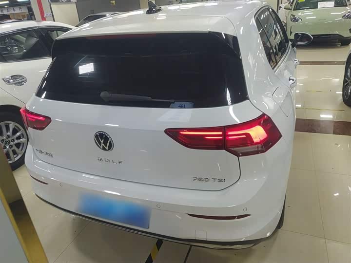 Фото 6 - Volkswagen Golf