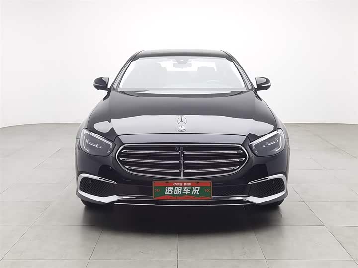 Фото 3 - Mercedes-Benz E-Class