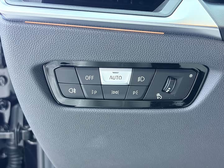 Фото 8 - BMW 3 Series