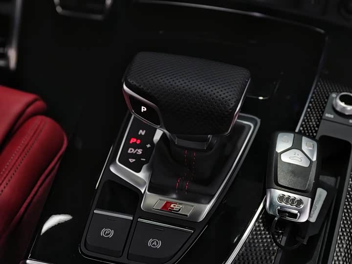 Фото 9 - Audi SQ5