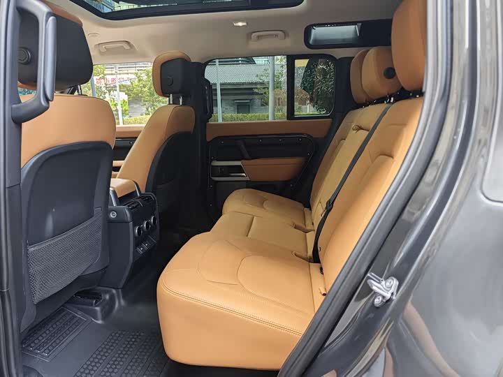 Фото 6 - Land Rover Defender