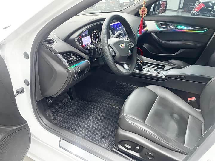 Фото 7 - Cadillac CT5