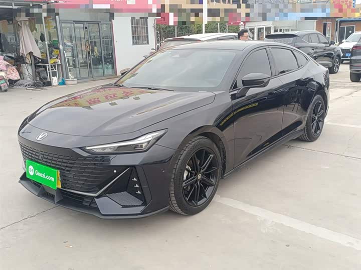 Фото 1 - Changan UNI-V