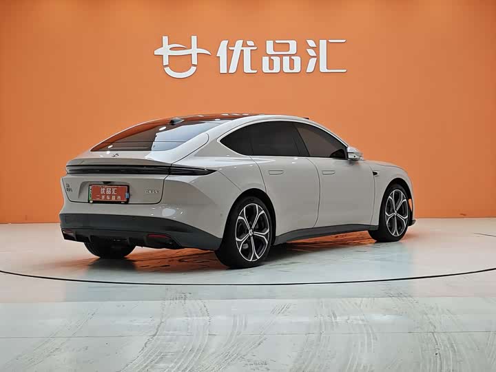 Фото 5 - Nio ET5