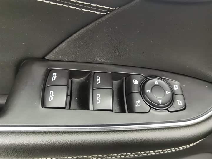 Фото 9 - Buick Envision Plus