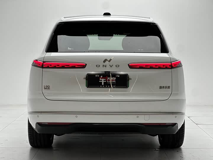 Фото 5 - Nio Onvo L90